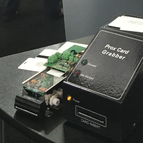 Card Capture Reader – view 3